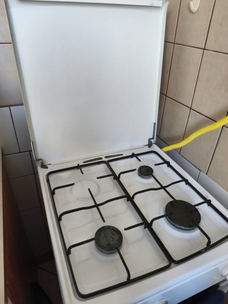 3 egos Zanussi  gaztuzhely
