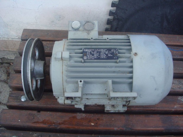 3 fzis 2,2 kw Villanymotor