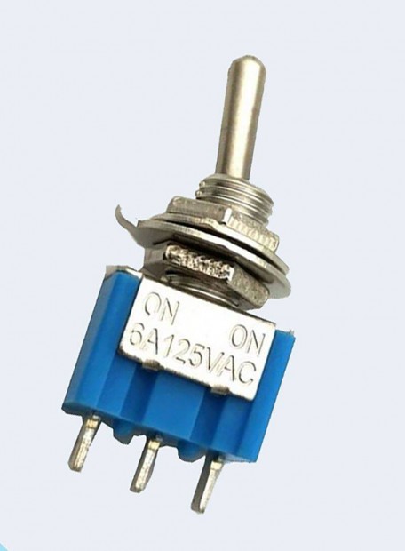 3 lbas ON-ON Kapcsol 6A 125V AC vzll sapkval pl. etethaj