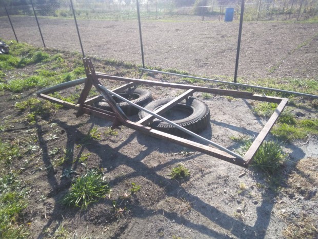 3 leveles, fggesztett, nehz fogas kerete elad