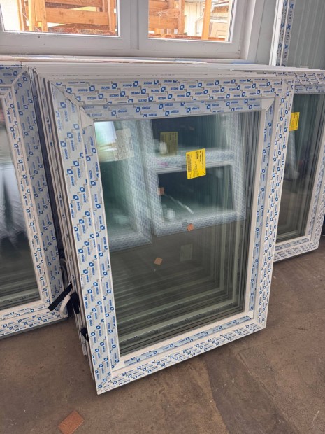 3 rétegű műanyag ablak, 90x120 Raktárról!