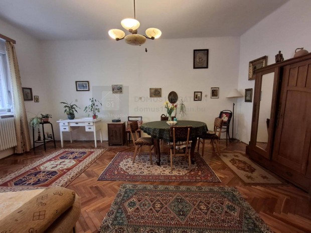 3 szob�s, z�rtsoros be�p�t�s� csal�di h�z K�szegen