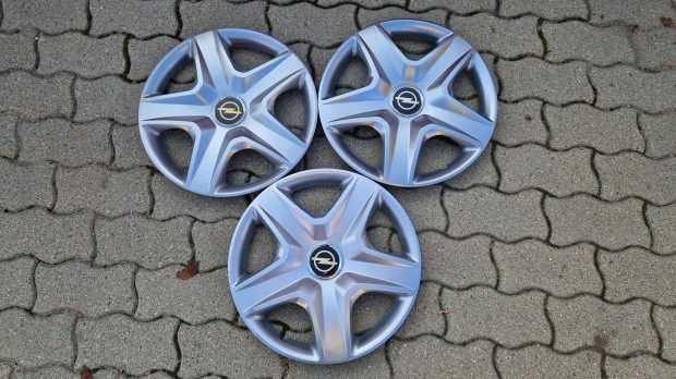 3db 16" Opel emblms utngyrtott dsztrcsa