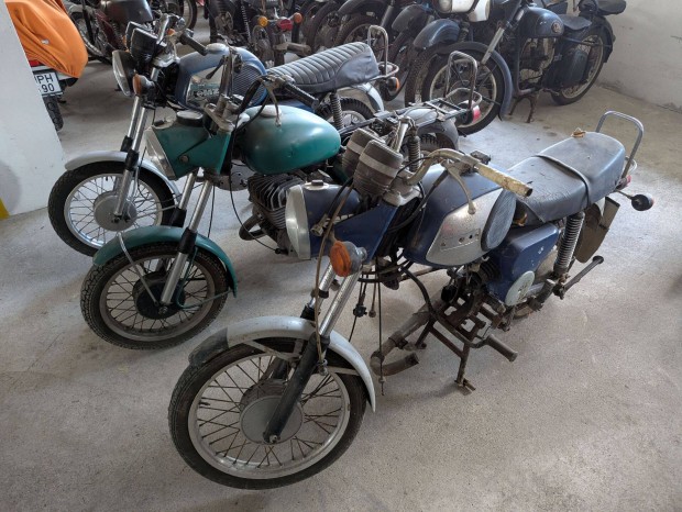 3db 1977 MZ TS250