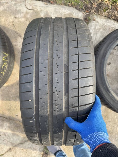 3db 275/40 20" (106Y) Vredestein gumi