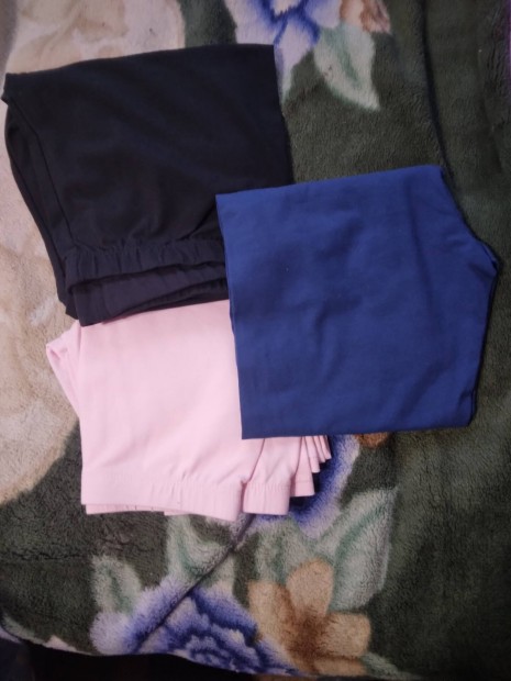 3db,2db s ,1db m leggings elad. 