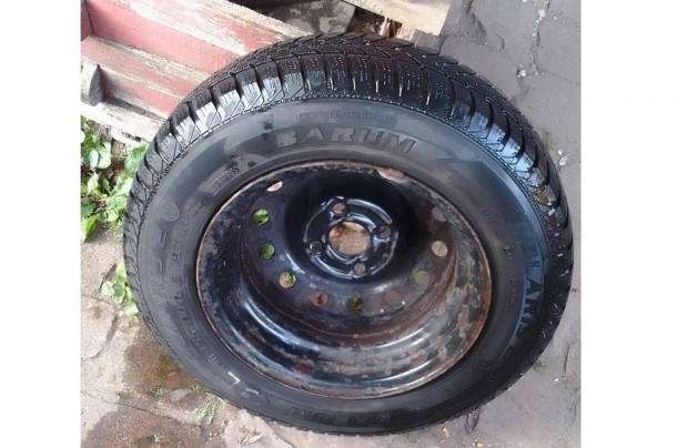 3db Daewoo, Chevrolet Kalos, régi Suzuki acélfelni, ajándék gumikkal