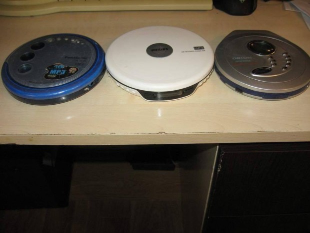 3db Discman Hordozhat CD Lejtsz Mp3-asok hibsak egyben Panasonic