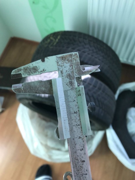 3db Semperit Speed-Grip téli gumi 205/55 R16 H eladó