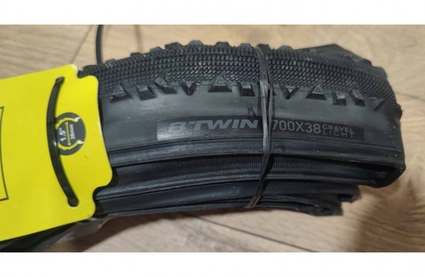 3db j Btwin Gravel Light gumikpeny trekking kerkprhoz 700x38