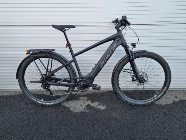 3km Specialized Turbo Tero ebike rockshox 710Wh terepes gumik L