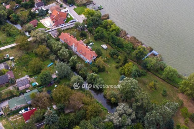 405 nm-es h�z elad� Kiskunlach�za