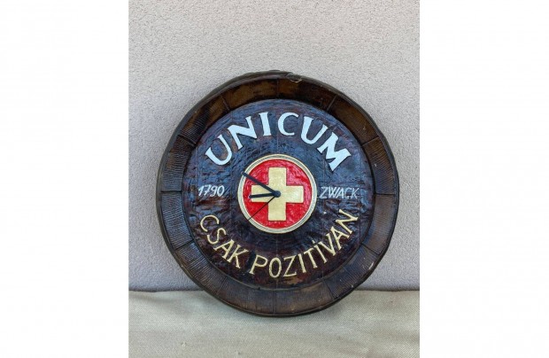 40 cm-es Zwack Unicum falira elad