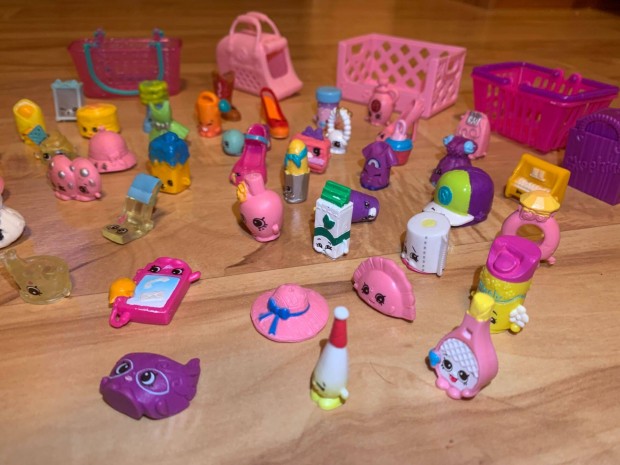 40 db Shopkins figura hordozkkal