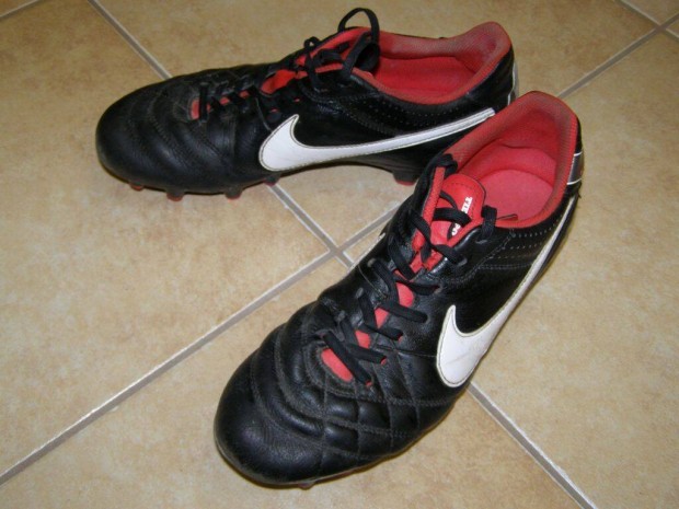 40-es Nike Tiempo focicsuka