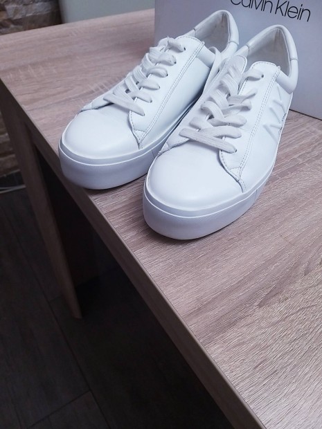 40es Calvin Klein platform cip elad 