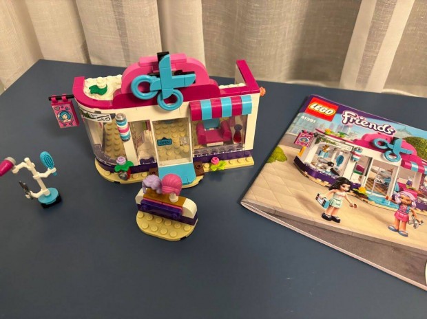 41391 - lego friends - Heartlake City Fodrszat - hinyos