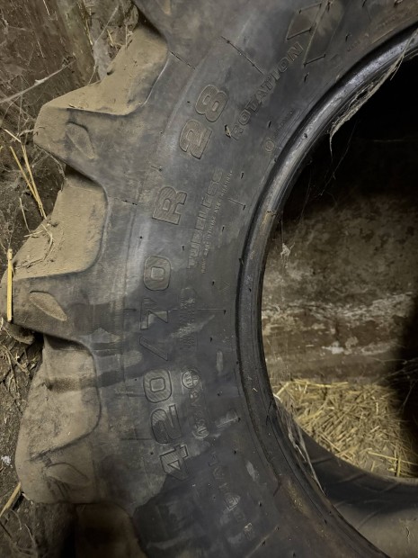 420/70 r28 traktor gumi