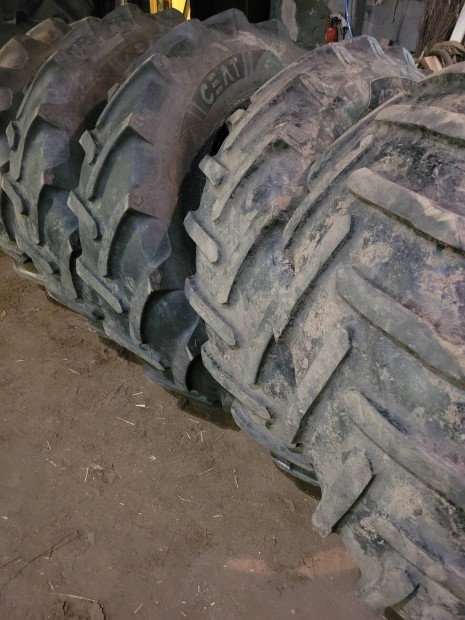 420/85R34 Michelin traktor gumi