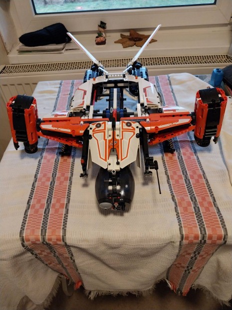 42181 LEGO Technic VTOL teherszllt rhaj LT81