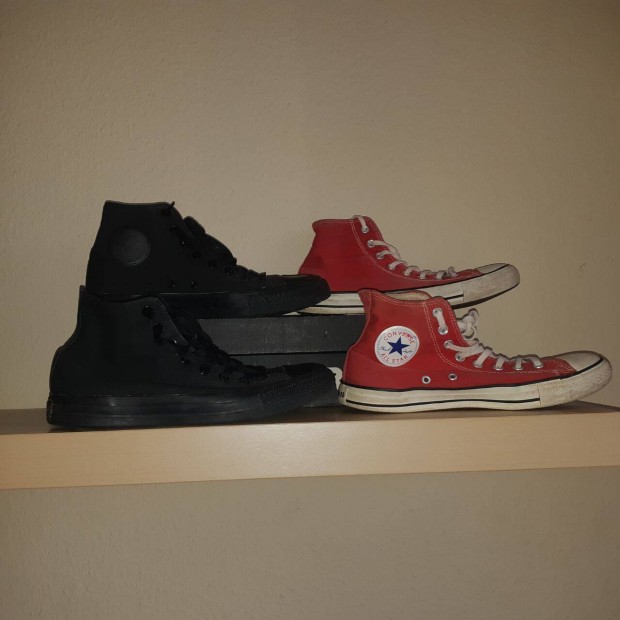 42-es Fekete s Piros Converse cip