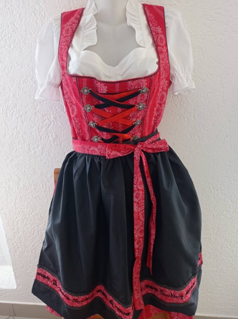 42-es dirndl ruha ktnnyel 