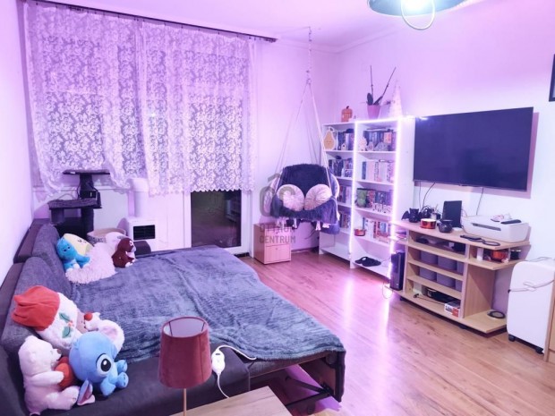 42 nm-es lak�s elad� Nagykanizsa