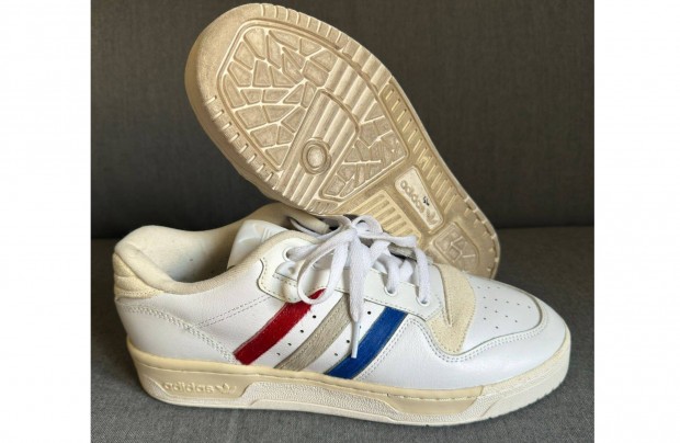 43-as Adidas Rivalry Low Pony Hair Fehér Férfi Bőr Cipő Piros Kék