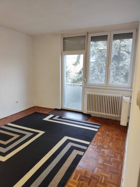 43 m2 lak�s Tatab�nya M�rt�rok �tja