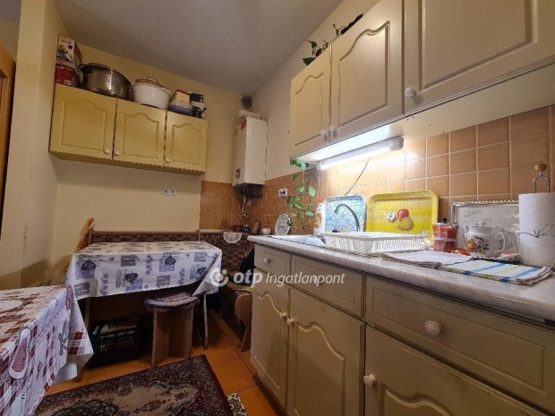 43 nm-es lak�s elad� Balmaz�jv�ros