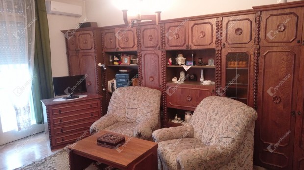 43 nm-es lak�s elad� Zalaegerszeg