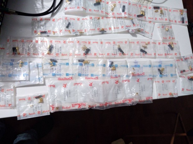 43db �j bontatlan Radiall SMA csatlakoz� �sszesen 14.900ft