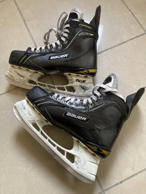 44 Bauer Supreme One.100 jgkorong hoki korcsolya