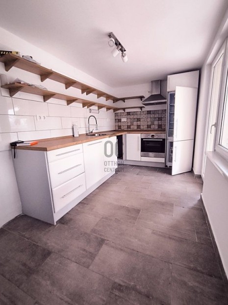 46 nm-es h�z elad� Zalaegerszeg