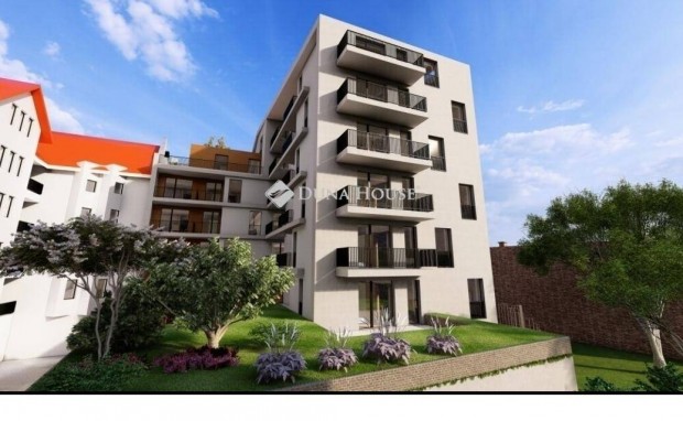 46 nm-es lak�s elad� Budapest 8. ker. #5179274