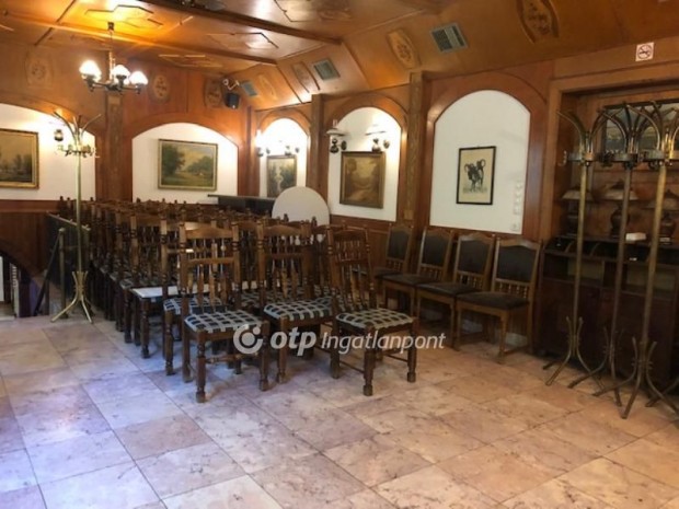 478 nm-es h�z elad� Gy�r