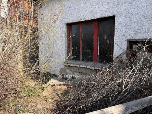 48 nm-es h�z elad� �rd