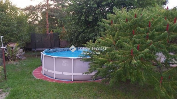 48 nm-es h�z elad� Isaszeg