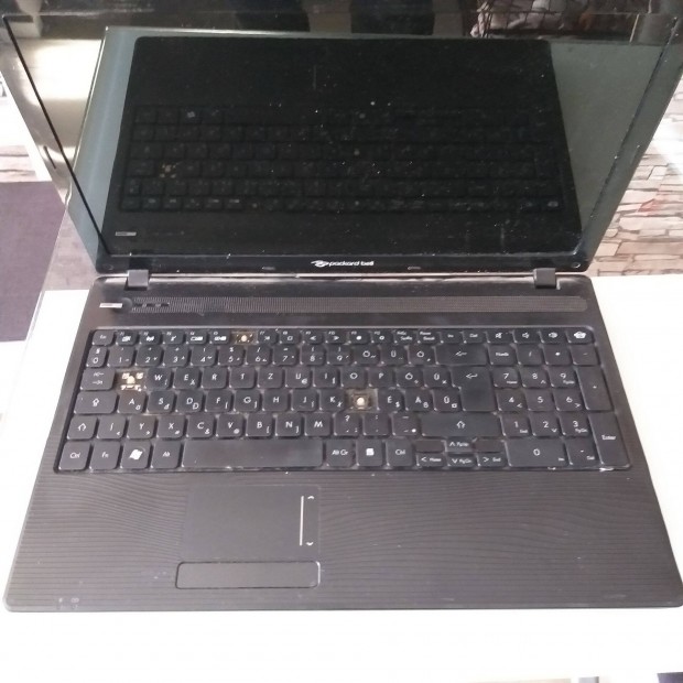 497.Packard Bellpew96 hibs,hinyos laptop.Bekapcsol,de kpet nem ad.B