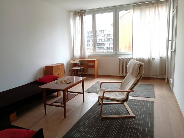 49nm-es 2 szob�s lak�s II.ker Kap�s utc�ban kiado