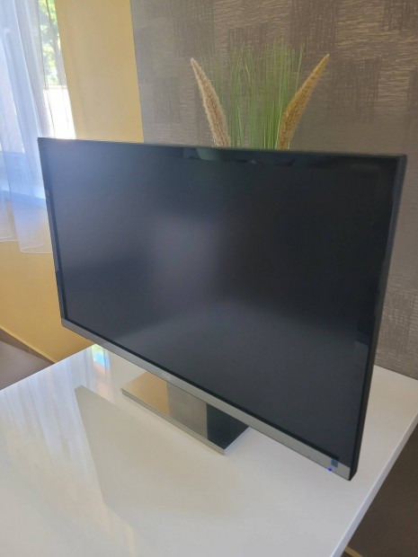 4K UHD monitor AOC 32' matt kijelző