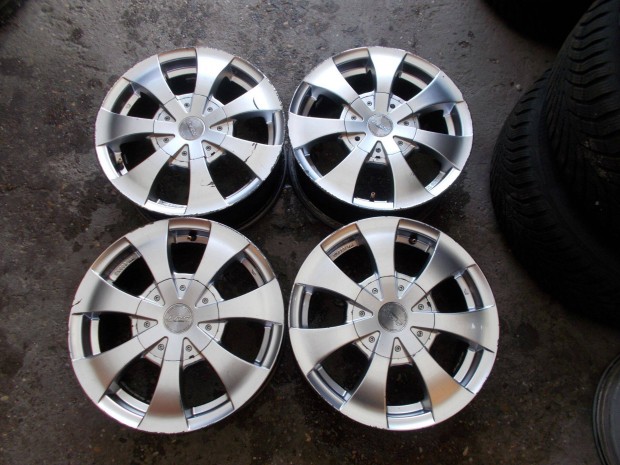 4X100 R14 Vagy 4X114.3 R14 HRS Dupla Furatos Alufelni