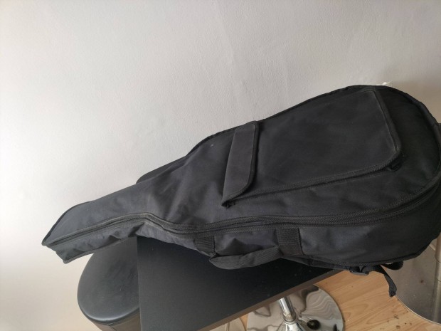 4/4-es Gig Bag elad