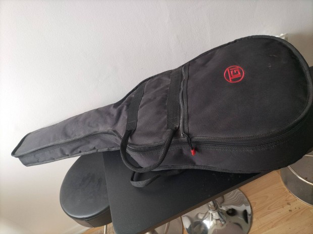 4/4-es TGI Gig Bag elad