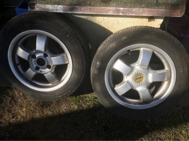 4 DB Chevrolethez vagy Opelhez jó állapotú nyári gumi felnivel, 15 col