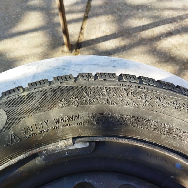 4 DB. T�ligumi vas felnivel. Renault Clio. Eredeti!