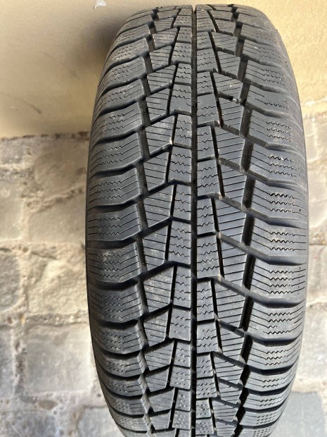 4 DB tli gumi lemezfelnivel egytt elad