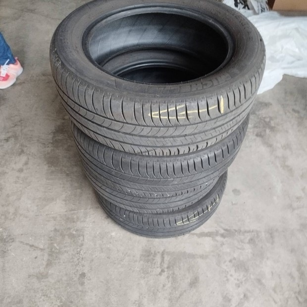 4 Micheline 205/55R16 ny�ri gumi. 