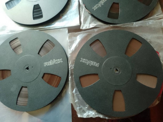 4 Revox ors, magn szalag 26 cm