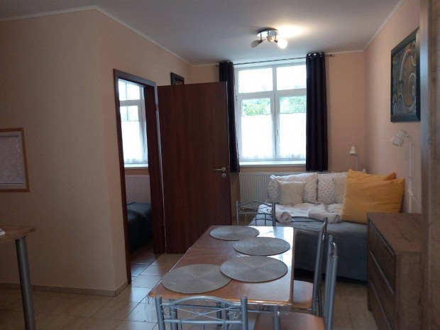 4 apartmanos hz Hvzen Elad!